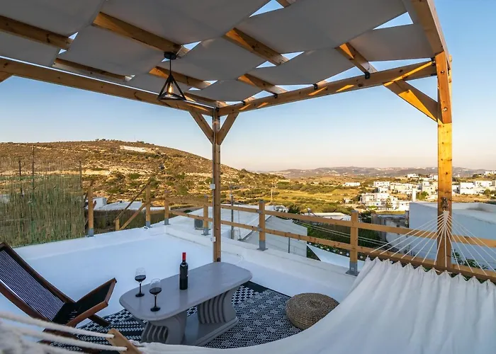Milos Guesthouse